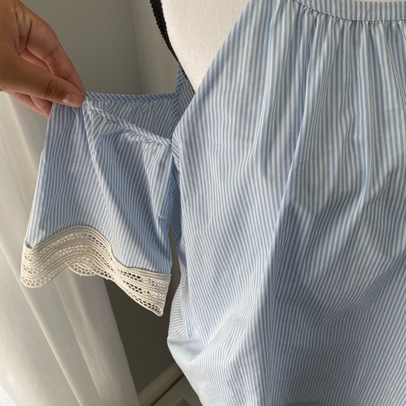 Ann Taylor off the shoulder top - Picture 2 of 3